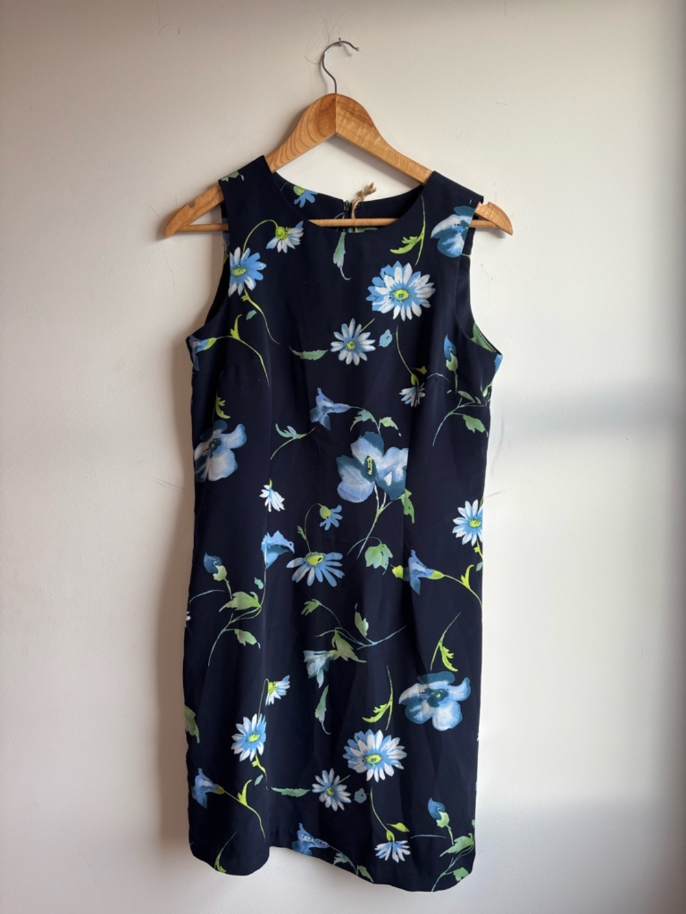 Scarlett Navy Blue Floral Sleeveless Shift Dress